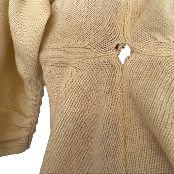 Escada Cashmere Silk Blend Button Cardigan Butter Yellow Small Spring Pastel - Picture 4 of 5